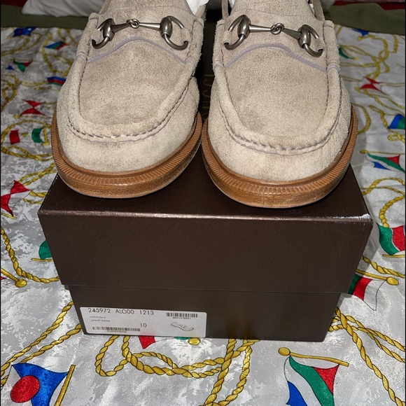 Suede desert tan Gucci loafers - Picture 6 of 16
